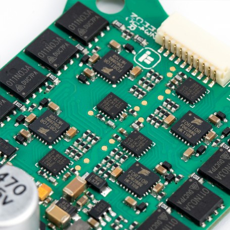 iFlight BLITZ E45S 4-IN-1 45A 2-6S ESC